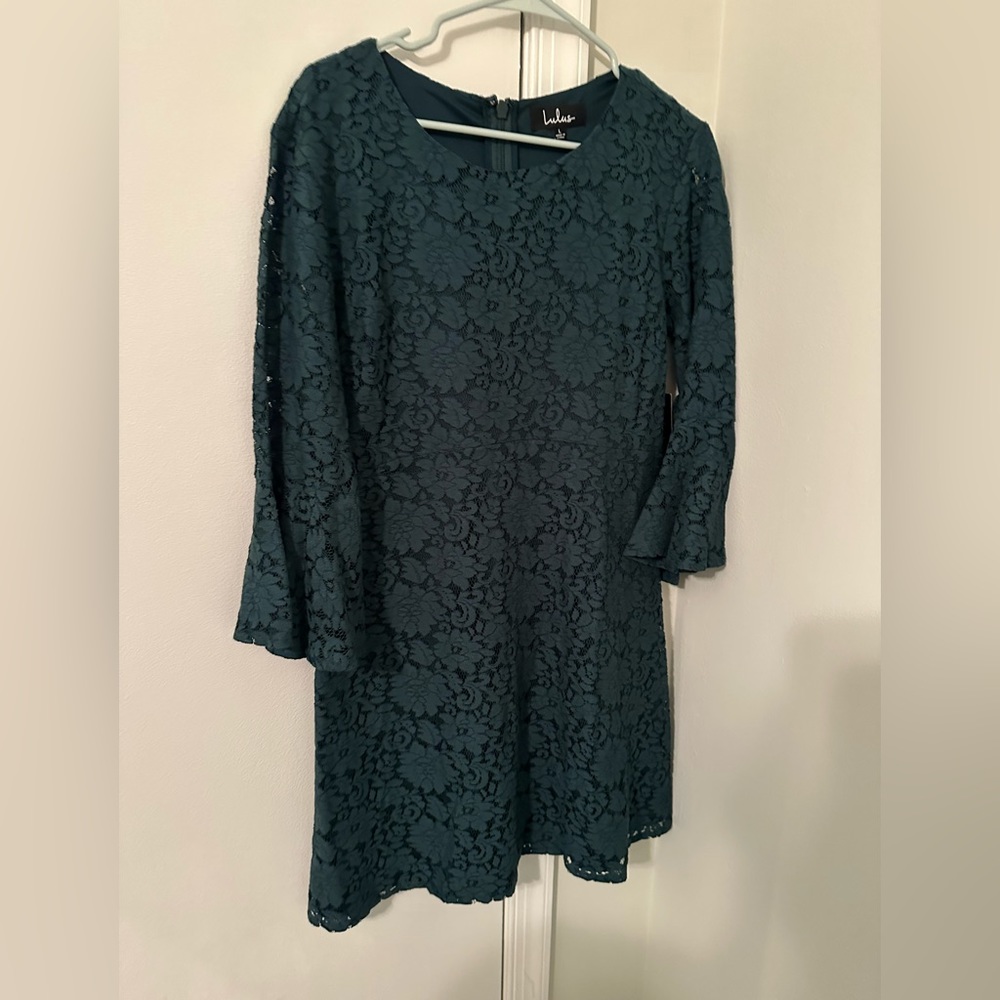 NWT lulus lacy green dress